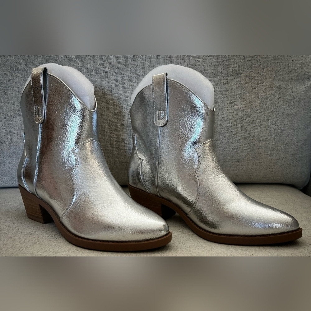 Soda Cute Metallic Boots (Final Price)